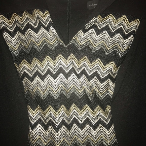 Connected Woman Panel Dress - Picture 2 of 4